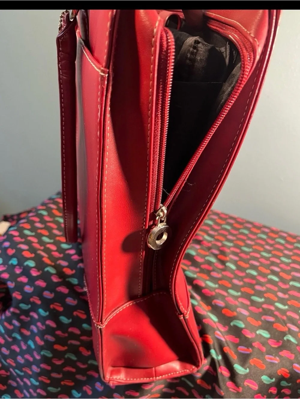Targus Red 14” Laptop Tote Bag Faux Leather Briefcase